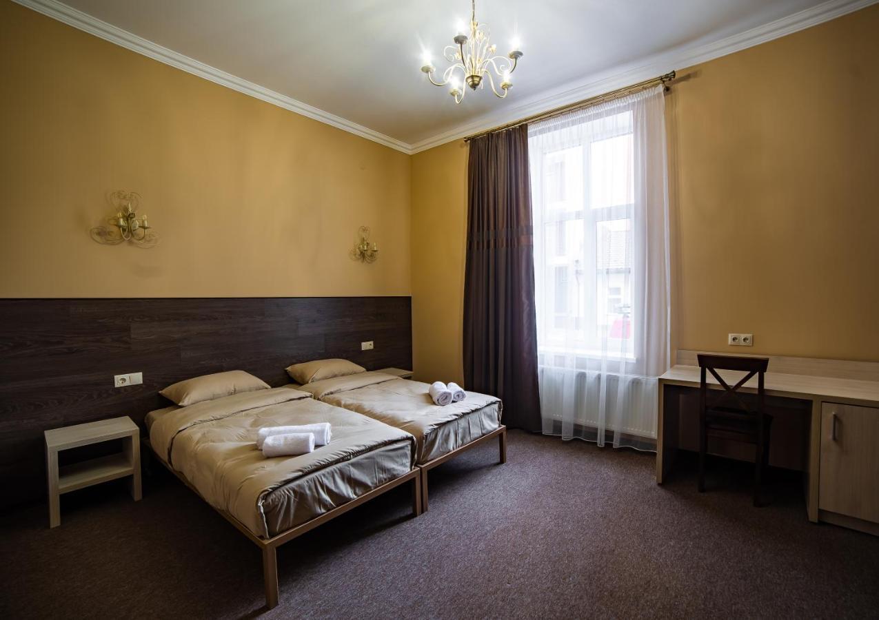 Legrand Hotel Stryi Buitenkant foto