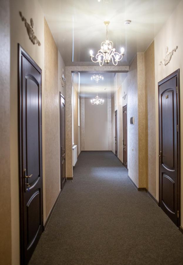 Legrand Hotel Stryi Buitenkant foto